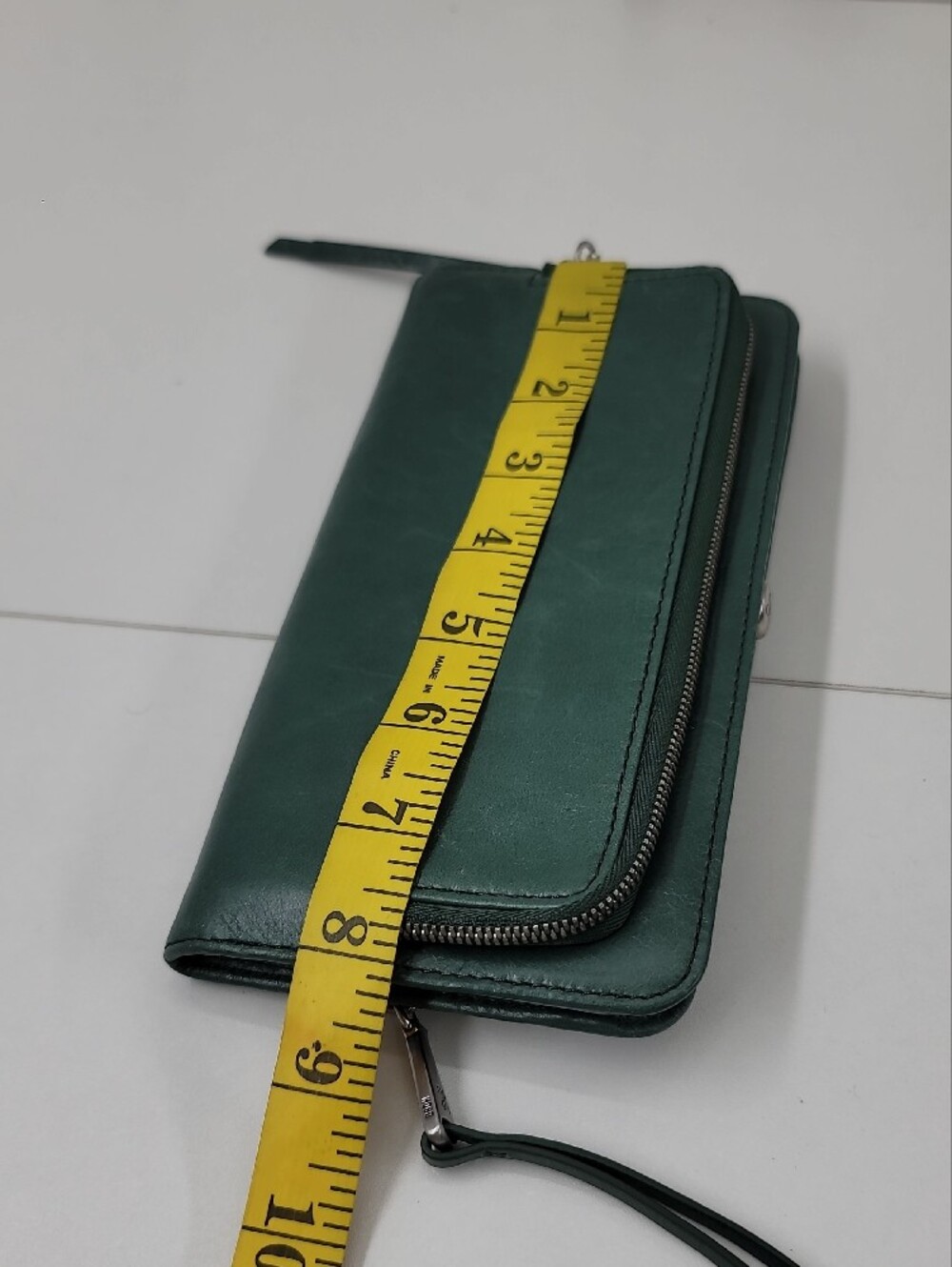 Hobo Lauren Double-frame Clutch Wallet - Picture 9 of 10